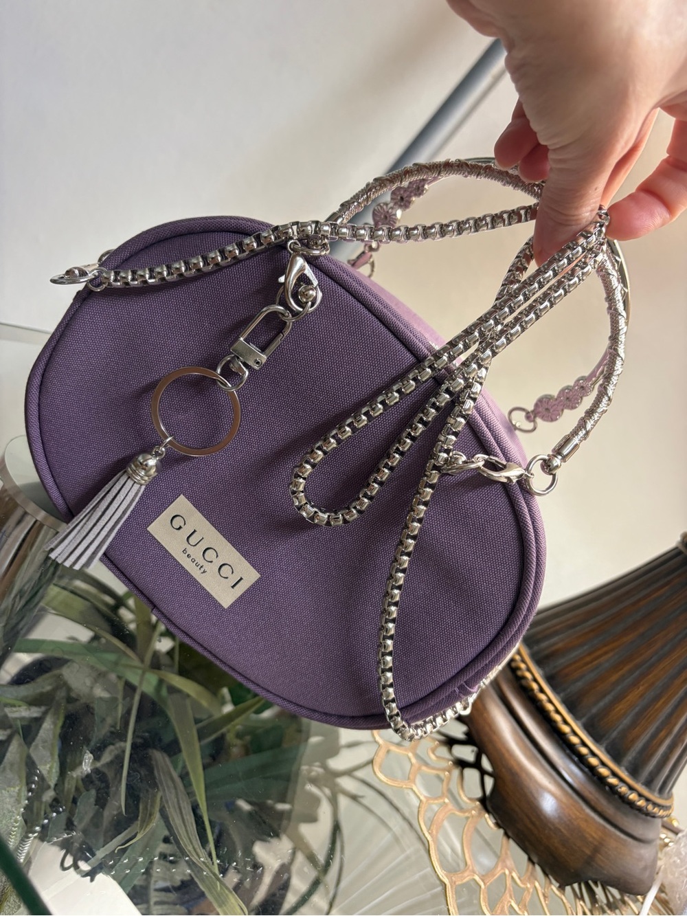 Gucci Beauty Lavender Oval Crossbody Bag - Picture 6 of 10